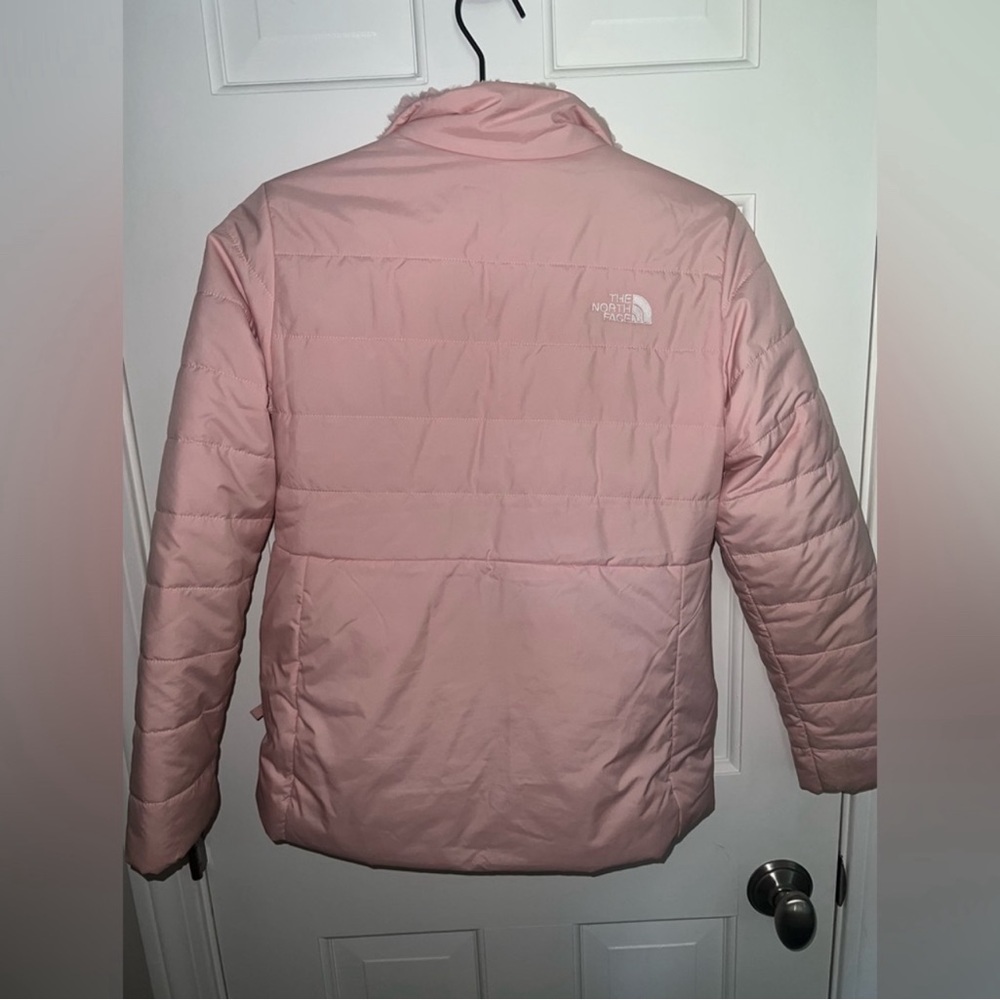 Pink north face jacket small girl (10-13yrs)